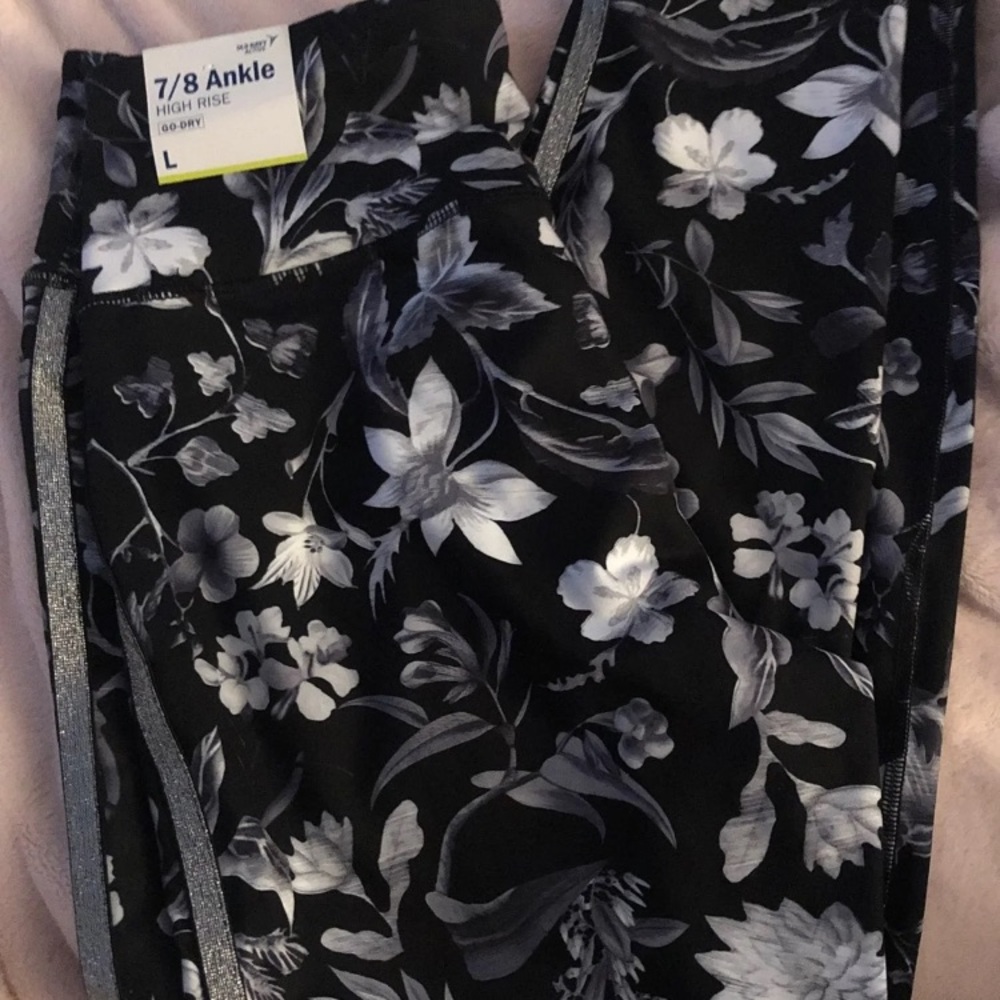 Old Navy High Waisted Leggings